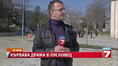Ексклузивно: Мъж се барикадира и откри стрелба в Лясковец