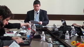 Обсъждат 450 лв. минимална заплата